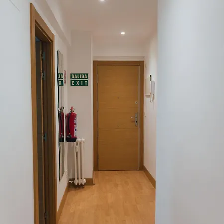 Familiar Reformado En Amara, Estadio Anoeta, Donostia-san Sebastian Appartement