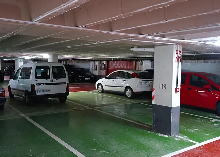 Amplio Reformado Con Garaje En Amara, Donostia-san Sebastian - Isabel Ii شقة