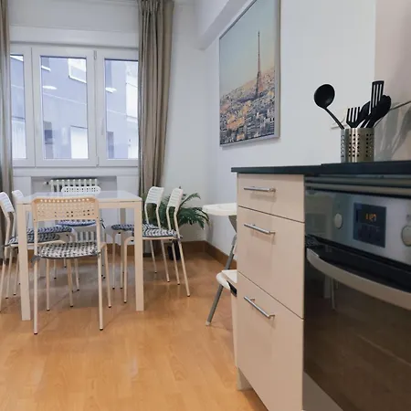 Amplio Reformado Con Garaje En Amara, Donostia-san Sebastian - Isabel Ii *