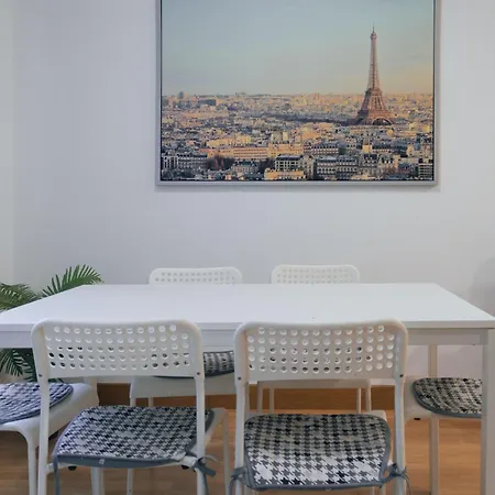 Apartamento Amplio Reformado Con Garaje En Amara, Donostia-san Sebastián - Isabel Ii